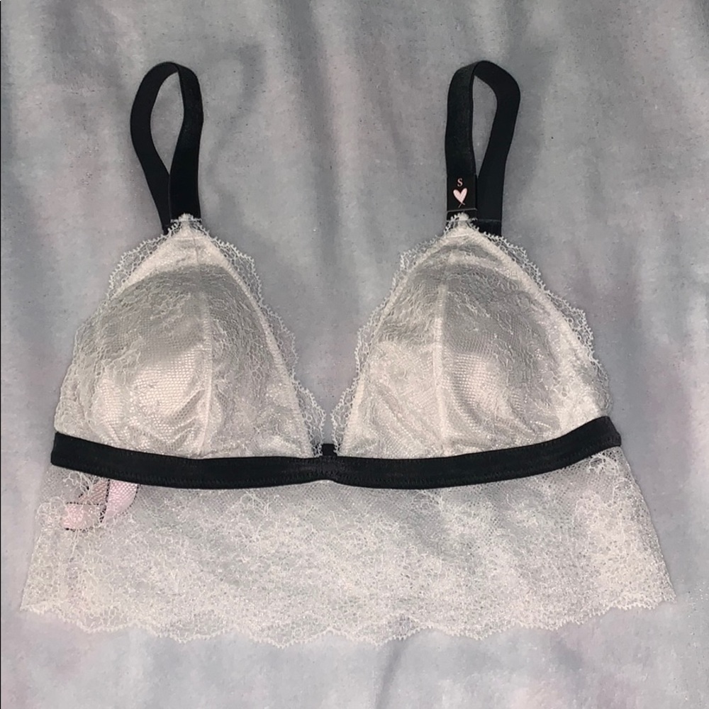 VS PINK white brallete